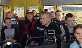 Geltonojo autobusiuko kelionė: pro rudens ūkus - į Baublius