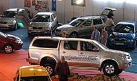 PVM kabliukas naujų automobilių versle