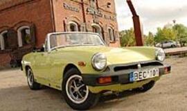 "MG Midget": išnešiotas 9 mėnesius