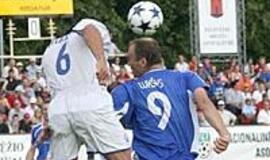 Pirmajame susitikime - stiprus antausis Lietuvos čempionams