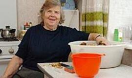 Rusnės senolė karalienės nesapnuoja