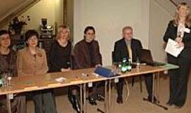 Tautosaką apie nevaisingas moteris gali tekti keisti