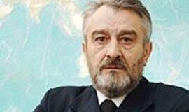 Bus platinamas kanalas, plauks didesni laivai