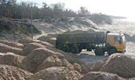 Pinigus "į vandenį" Lietuva mėtys ir toliau