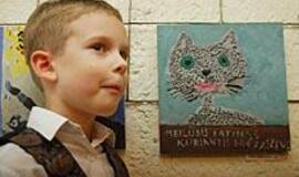 Nepaprastas - nuo ūsų iki uodegos