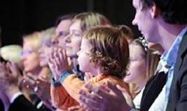 Bilietų kainos kyla. Ar liks žiūrovų?