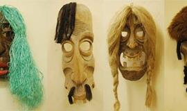 Rūpintojėliai išstūmė iš mados kaukes