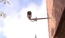 Stebėjimo kameros vėluoja