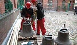 Senasis karilionas atiteks universitetui