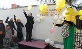 Teatras namus įgijo sulaukęs šešiolikos