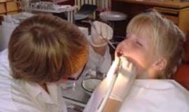 Kas atsakingas už odontologinę priežiūrą?