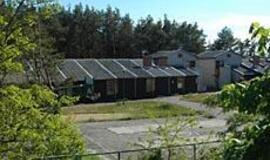 Vaikai toliau stumiami nuo jūros