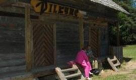 Vilkynės istorijos: gyvenimas tarp žvėrių