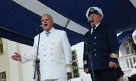 Pagerbiant jūrininkus prikelta pasaulio jūreivių daina