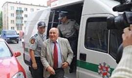 Savivaldybės koridoriuose - korupcijos šmėkla