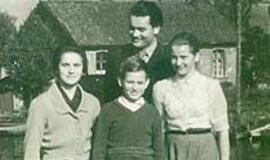 Klaipėdos akvarelės: namai ir žmonės (69)
