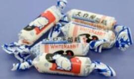 Kinija iš parduotuvių lentynų išima melaminu užterštus sal