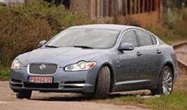 "Jaguar XF". "Jaguaras" mirė, tegyvuoja "jaguaras"