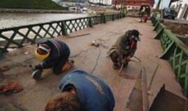 Pasukamasis tiltelis grįš pavasarį