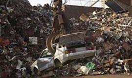 Atpigęs metalas džiugina ne visus