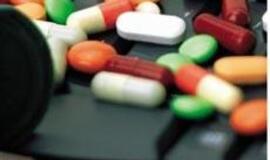 Ekspertai perspėja dėl internetu parduodamų skausmą malšinančių vaistų