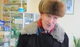 Į vaistines - tik būtiniausių prekių