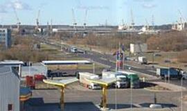 Uosto žemė išdalinta bet kam