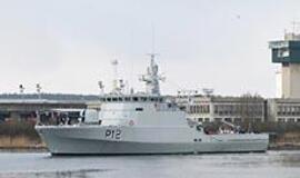 Krašto saugotojai: "Laivų ir lėktuvo atsisakyti negalima"