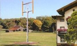 Nuosava elektrinė namo kieme