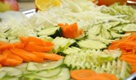 Tyrimas: vaisių ir daržovių lietuviai valgo daugiau už estus ir latvius