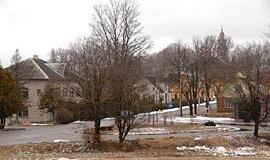 Kuliuose - akmens tvirtumo, medžio gajumo žmonės