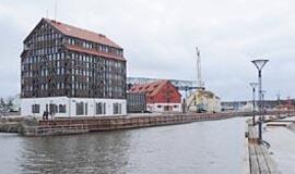 Prieš sunkmetį kovos kreditais