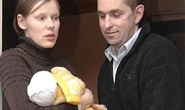 Gimusi ant asfalto broliuko nematys