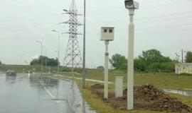 Gausėja greičio matuoklių armija