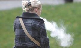 Pasaulyje aktyvėja kova su rūkymu