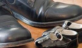 Vaikų neurozės šeimyninio portreto fone