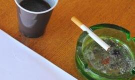 EK ragina griežtinti nuo žalingo tabako dūmų poveikio žmones ginančius teisės aktus