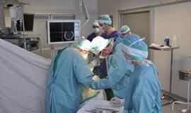 Nuo spalio 1 d. daugeliui medikų trumpėja darbo savaitė