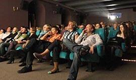 Geras kinas plinta pogrindžio sąlygomis