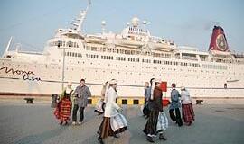 Aplink kruizinius laivus dar šokinės, bet jau nebešoks