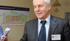 Administracijos direktoriui kuriama pirtis