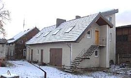 Virš kariuomenės - savavališkų statybų šešėlis