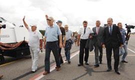 Jautis dažnai rėmė ragus su įstatymu