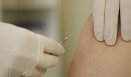 Nemokamai pasiskiepyti nuo pandeminio gripo galės visi norintys