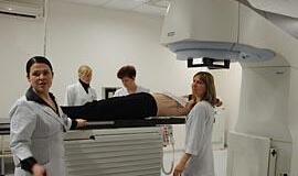 Spindulinė terapija Klaipėdoje - linijiniu greitintuvu