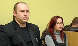 Teismas stojo mamos pusėn