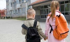 Vaikas bijo ne mokyklos, o išsiskyrimo su mama