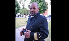 Kapitoną gelbės remdamiesi "ankstesne patirtimi"