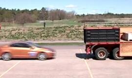 "Volvo S60“ dužo per saugumo sistemų pristatymą (video)