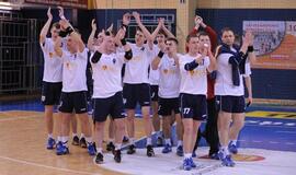 &quot;Žemaitijos dragūną&quot; palaikys su šūkiais ir plakatais